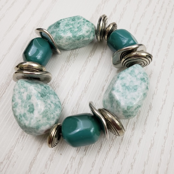 Jewelmint Turquoise Silver Tone Necklace Bracelet - Picture 5 of 8